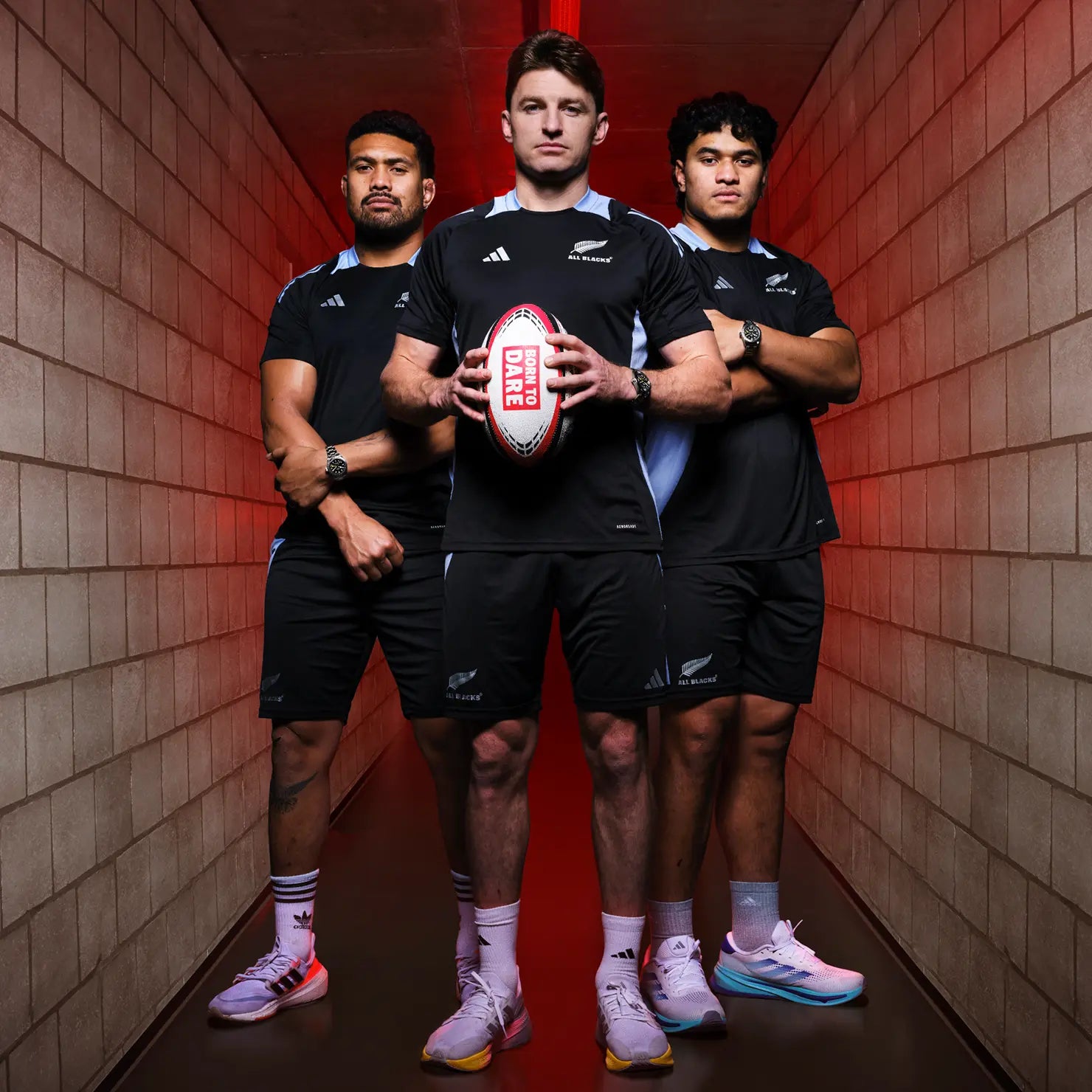THE ALL BLACKS THE ALL BLACKS