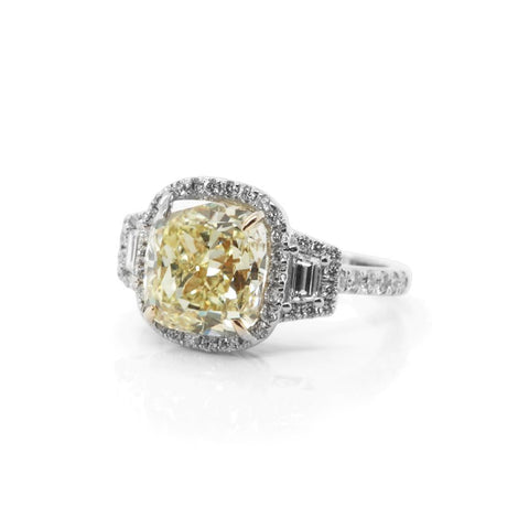 18k White Gold Diamond Ring With 4.55ct Fancy Yellow Cushion Center