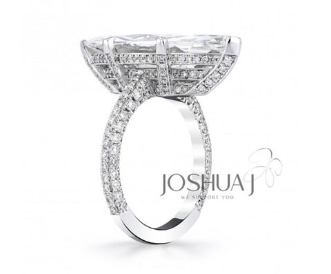 Platinum 8.03ct Marquise Diamond Ring - 9.08cttw