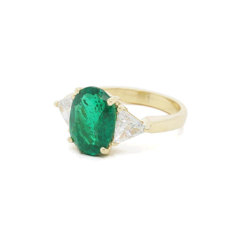 18k Yellow Gold Three Stone Emerald & Diamond Ring