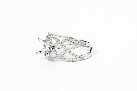 14k White Gold Diamond Ring w/Criss-Cross Design