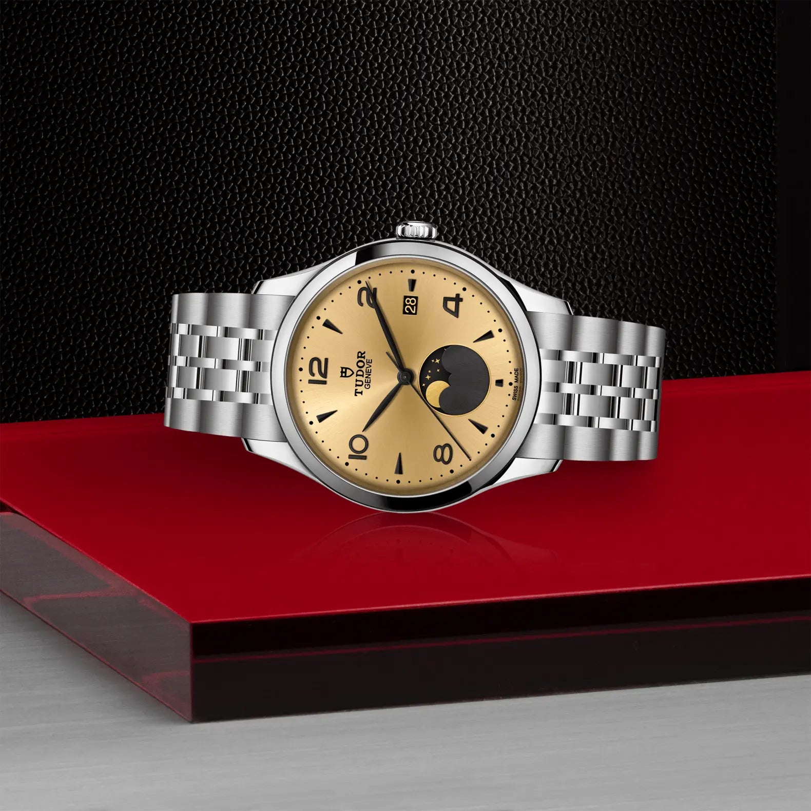 TUDOR 1926 Luna - Jewelers Trade Shop
