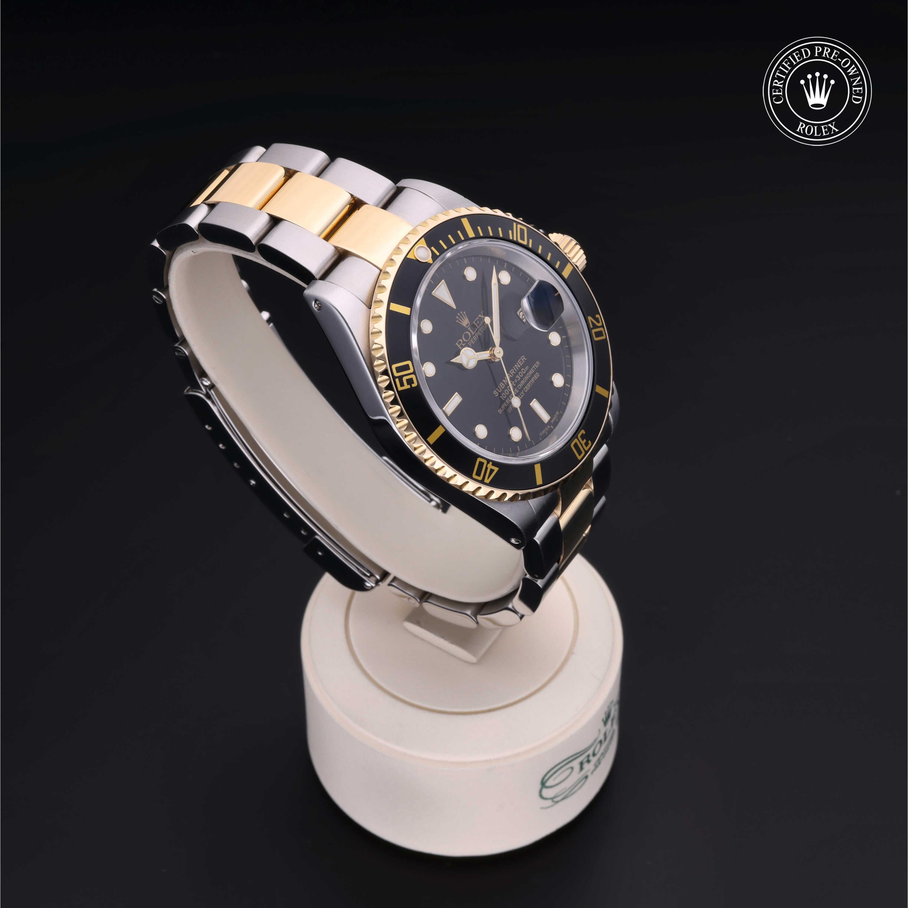 Oyster Perpetual  Submariner Date